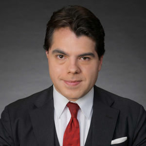 Rodrigo González (Director, North Asia of Economist Intelligence Corporate Network)